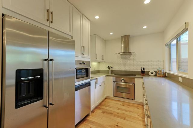 455 Orange Ave. B, Coronado, CA 92118