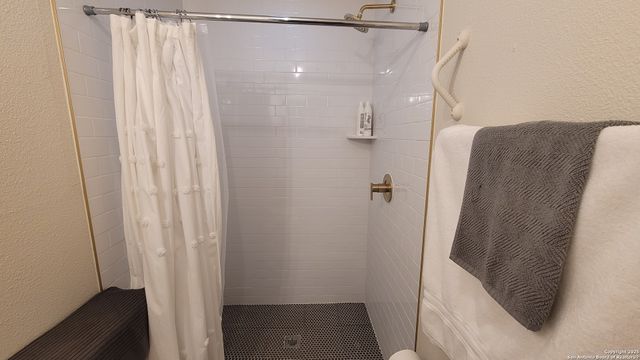 203 Warren, San Antonio, TX 78212