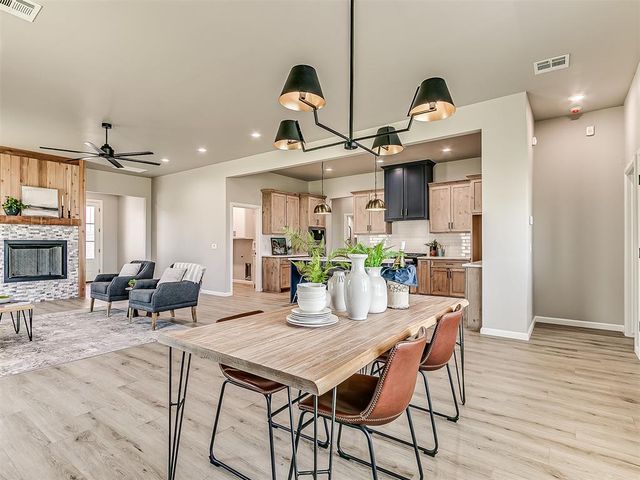 29763 Jade Street, Cashion, OK 73016