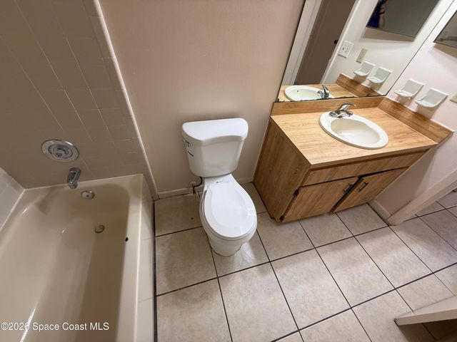 1514 Clearlake Road 110, Cocoa, FL 32922