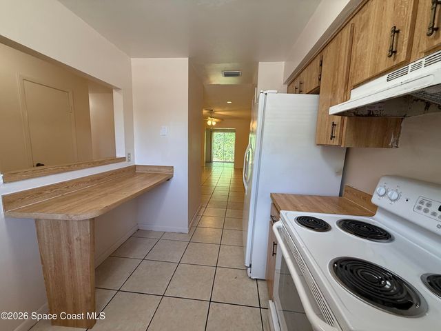 1514 Clearlake Road 110, Cocoa, FL 32922