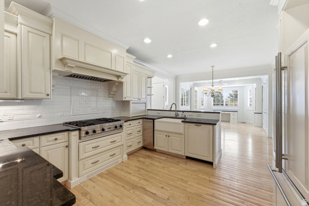 Image 31 of property listing at 1232 N DUTCH FIELDS PKWY, Midway, UT 84049