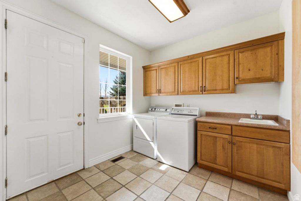 Image 39 of property listing at 1232 N DUTCH FIELDS PKWY, Midway, UT 84049