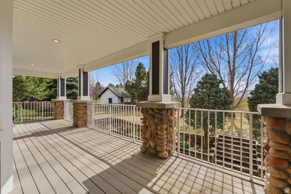 Image 53 of property listing at 1232 N DUTCH FIELDS PKWY, Midway, UT 84049