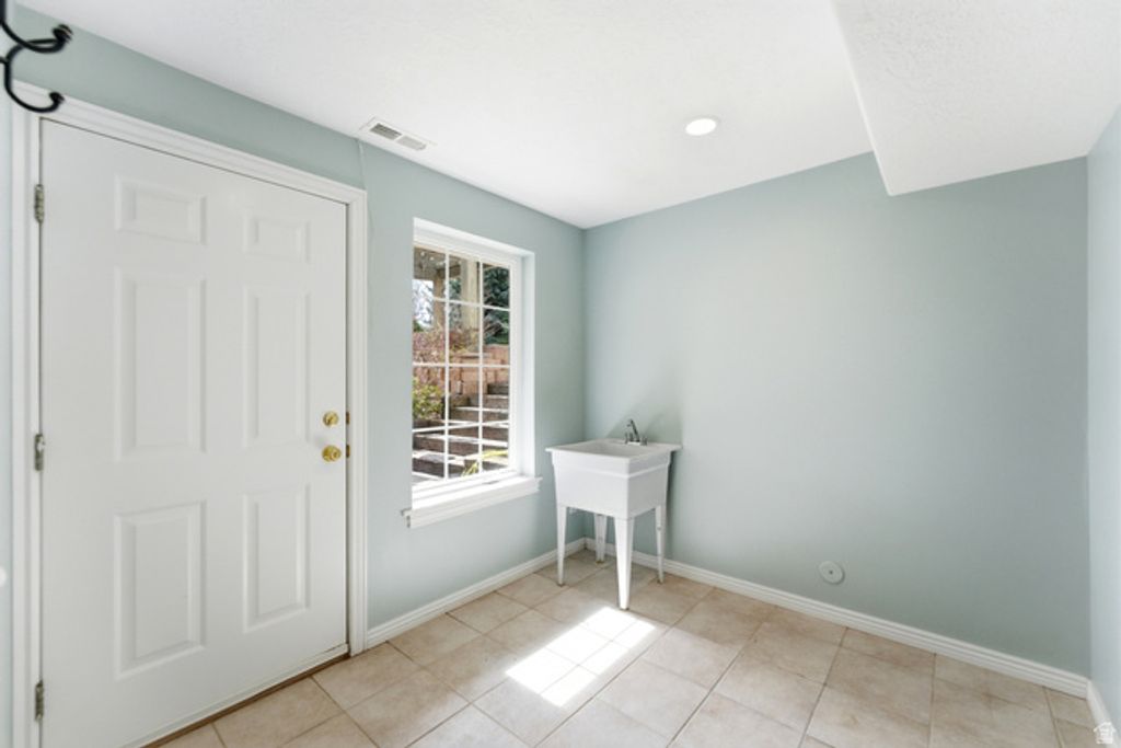 Image 87 of property listing at 1232 N DUTCH FIELDS PKWY, Midway, UT 84049