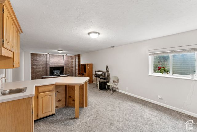 8926 S MIDVALLEY DR, West Jordan, UT 84088