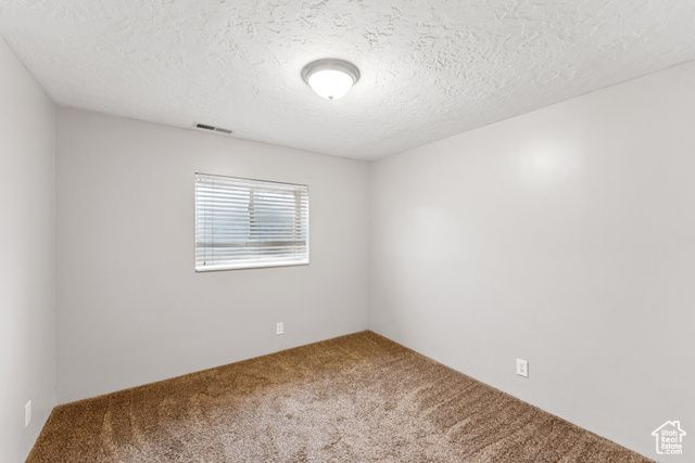 8926 S MIDVALLEY DR, West Jordan, UT 84088