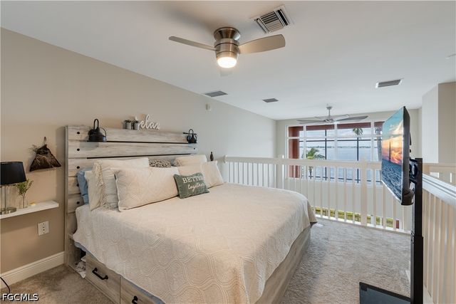 2745 1st ST 107, Fort Myers, FL 33916