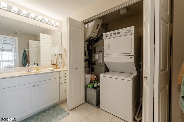 2745 1st ST 107, Fort Myers, FL 33916