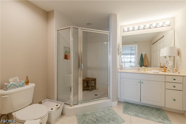 2745 1st ST 107, Fort Myers, FL 33916