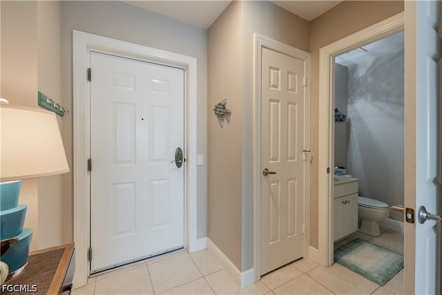 2745 1st ST 107, Fort Myers, FL 33916