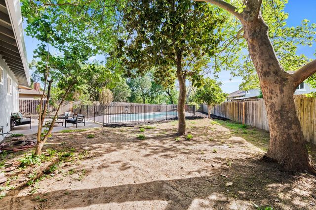 7524 Widgeon Way, Fair Oaks, CA 95628