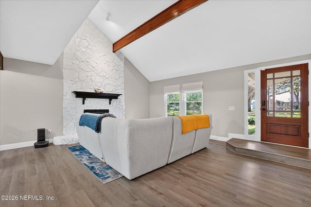 8144 SARCEE Trail, Jacksonville, FL 32244