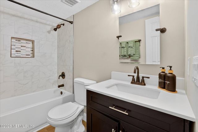 8144 SARCEE Trail, Jacksonville, FL 32244