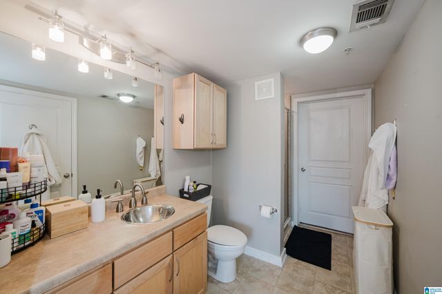 401 20th St S Apt 304, Birmingham, AL 35233