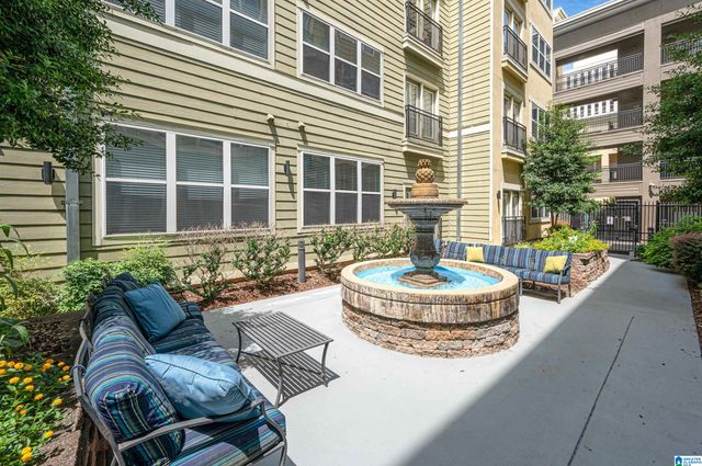 401 20th St S Apt 304, Birmingham, AL 35233