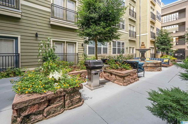 401 20th St S Apt 304, Birmingham, AL 35233