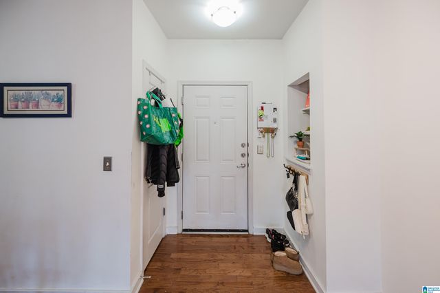 401 20th St S Apt 304, Birmingham, AL 35233