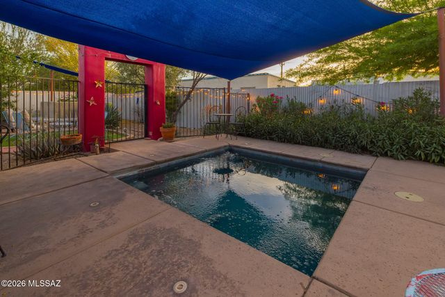 713 N 11th Avenue, Tucson, AZ 85705