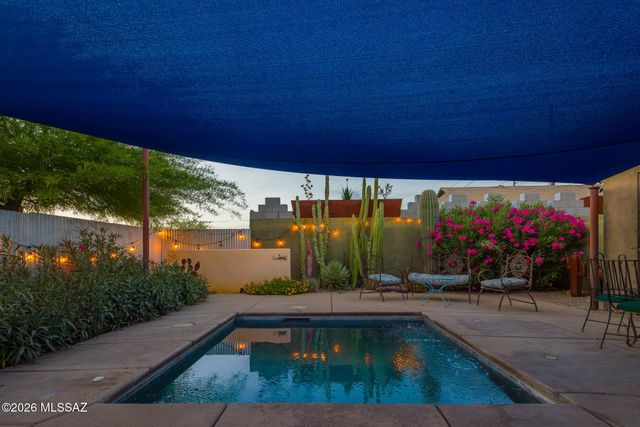 713 N 11th Avenue, Tucson, AZ 85705