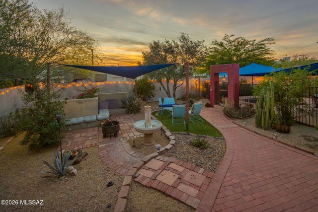 713 N 11th Avenue, Tucson, AZ 85705