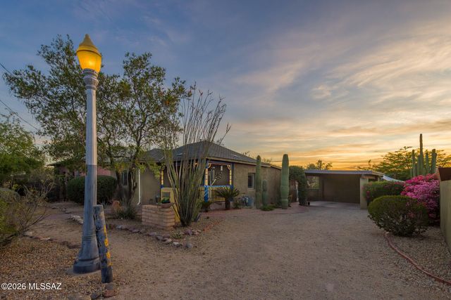 713 N 11th Avenue, Tucson, AZ 85705