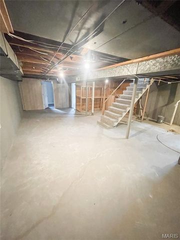 3524 Theresa Avenue, St Ann, MO 63074