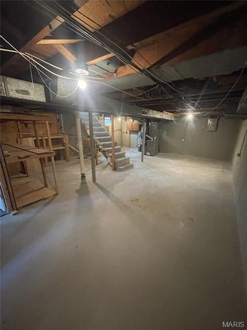 3524 Theresa Avenue, St Ann, MO 63074