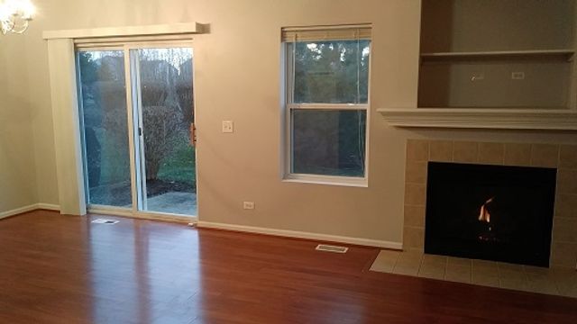 1872 Candlelight Circle, Montgomery, IL 60538