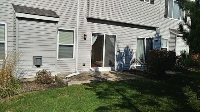 1872 Candlelight Circle, Montgomery, IL 60538