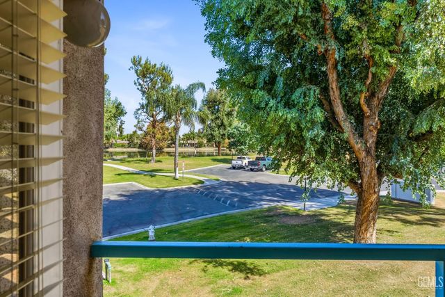 14500 Las Palmas Drive 1, Bakersfield, CA 93306