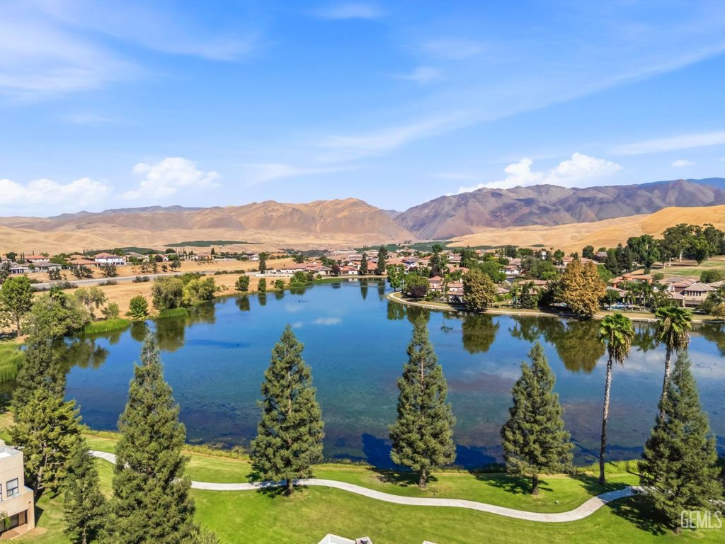 14500 Las Palmas Drive 1, Bakersfield, CA 93306