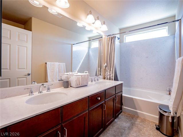 8104 Russell Creek Court, Las Vegas, NV 89139