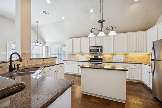 11819 Amyford Bend, Cypress, TX 77429