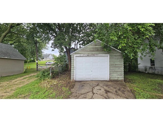 1130 6th Street, Beloit, WI 53511