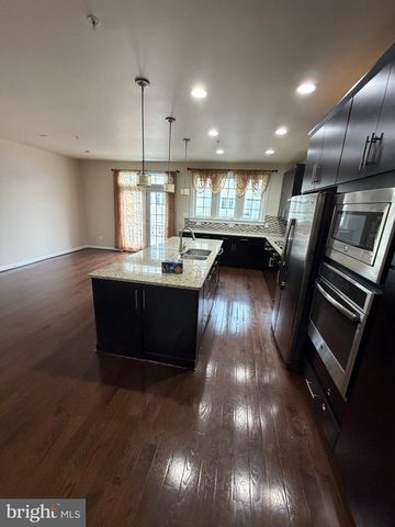 3184 YEAGER DR, Herndon, VA 20171