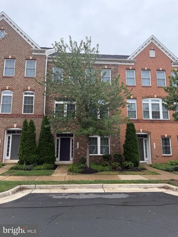 3184 YEAGER DR, Herndon, VA 20171