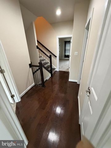 3184 YEAGER DR, Herndon, VA 20171