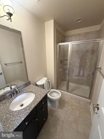 3184 YEAGER DR, Herndon, VA 20171