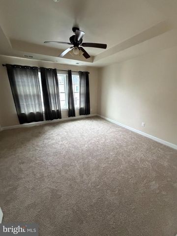 3184 YEAGER DR, Herndon, VA 20171