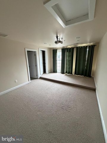 3184 YEAGER DR, Herndon, VA 20171