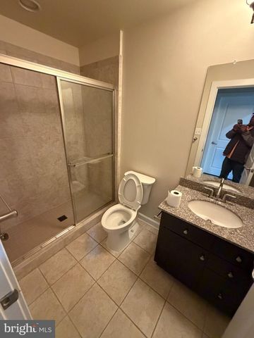 3184 YEAGER DR, Herndon, VA 20171