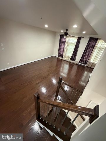 3184 YEAGER DR, Herndon, VA 20171
