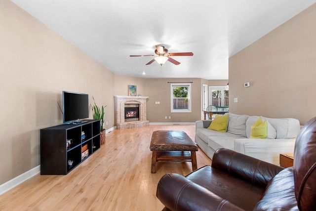 839 MANDALAY TERRACE, De Pere, WI 54115