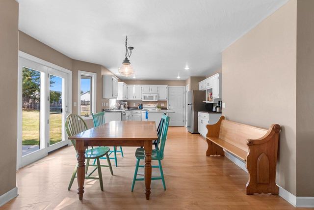 839 MANDALAY TERRACE, De Pere, WI 54115
