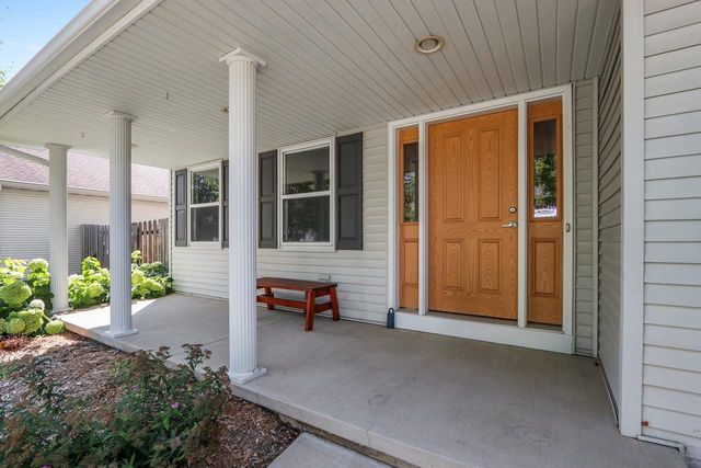 839 MANDALAY TERRACE, De Pere, WI 54115
