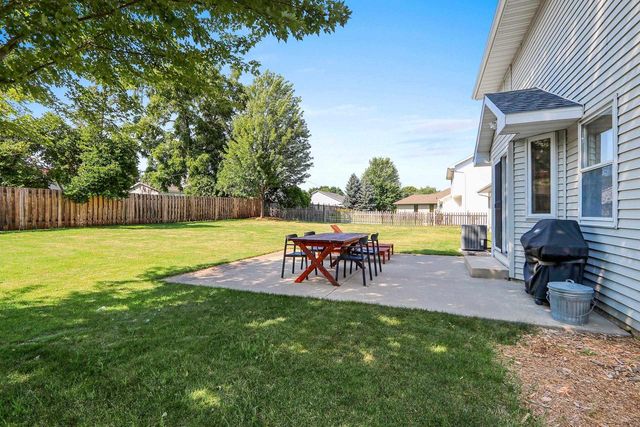 839 MANDALAY TERRACE, De Pere, WI 54115