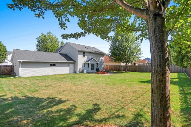 839 MANDALAY TERRACE, De Pere, WI 54115