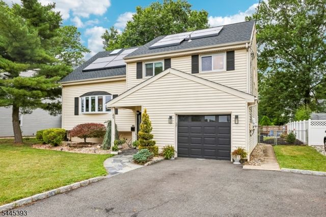 49 Sycamore St, Somerville Boro, NJ 08876