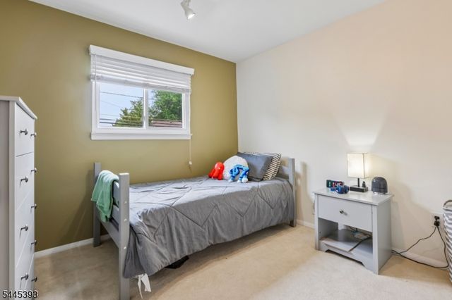 49 Sycamore St, Somerville Boro, NJ 08876